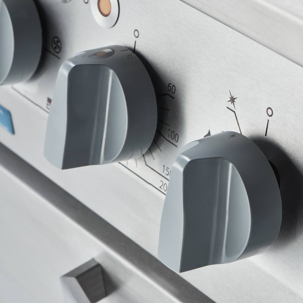 Печка с 4 горелки + електрическа фурна с конвекция, с метална врата, Stalgast, Полша - Image 4